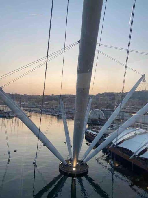 La Finestra Sul Cielo Del Porto Antico Di Genova Lägenhet Exteriör bild